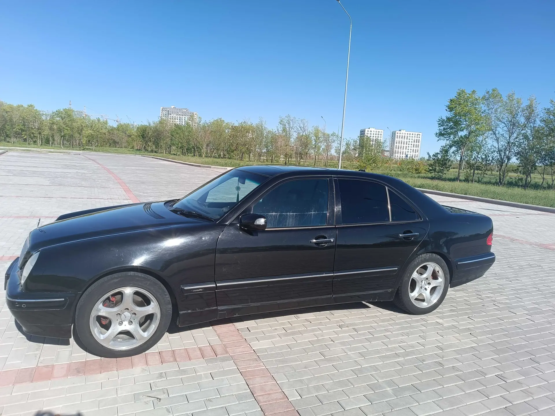 Mercedes-Benz E-Класс 2001