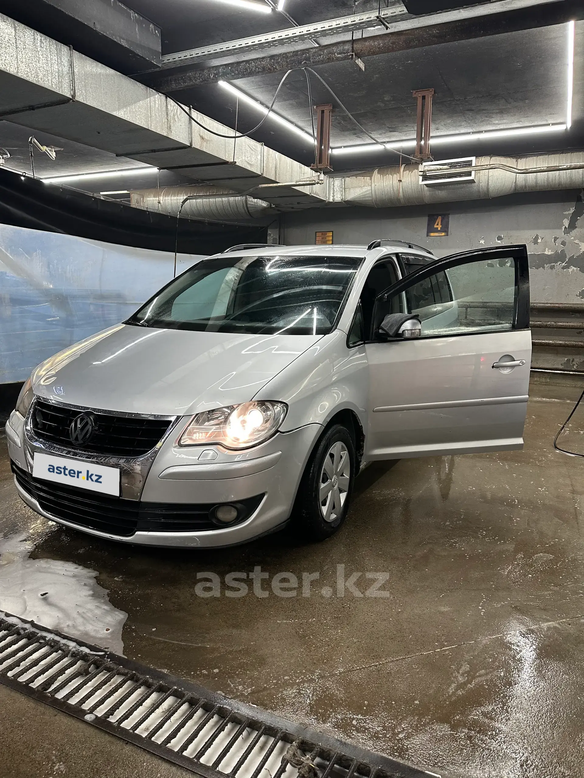 Volkswagen Touran 2008