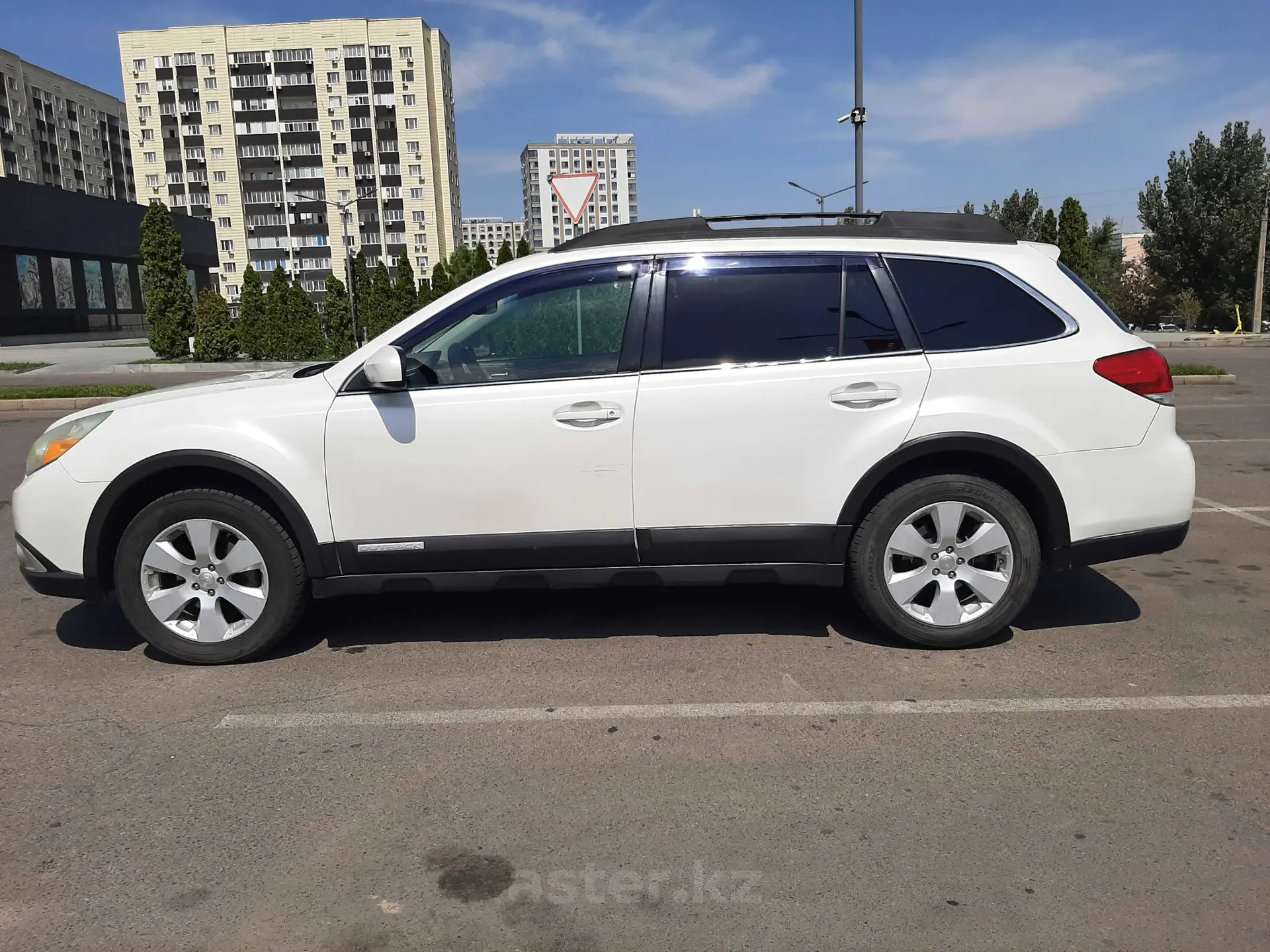 Subaru Outback 2011