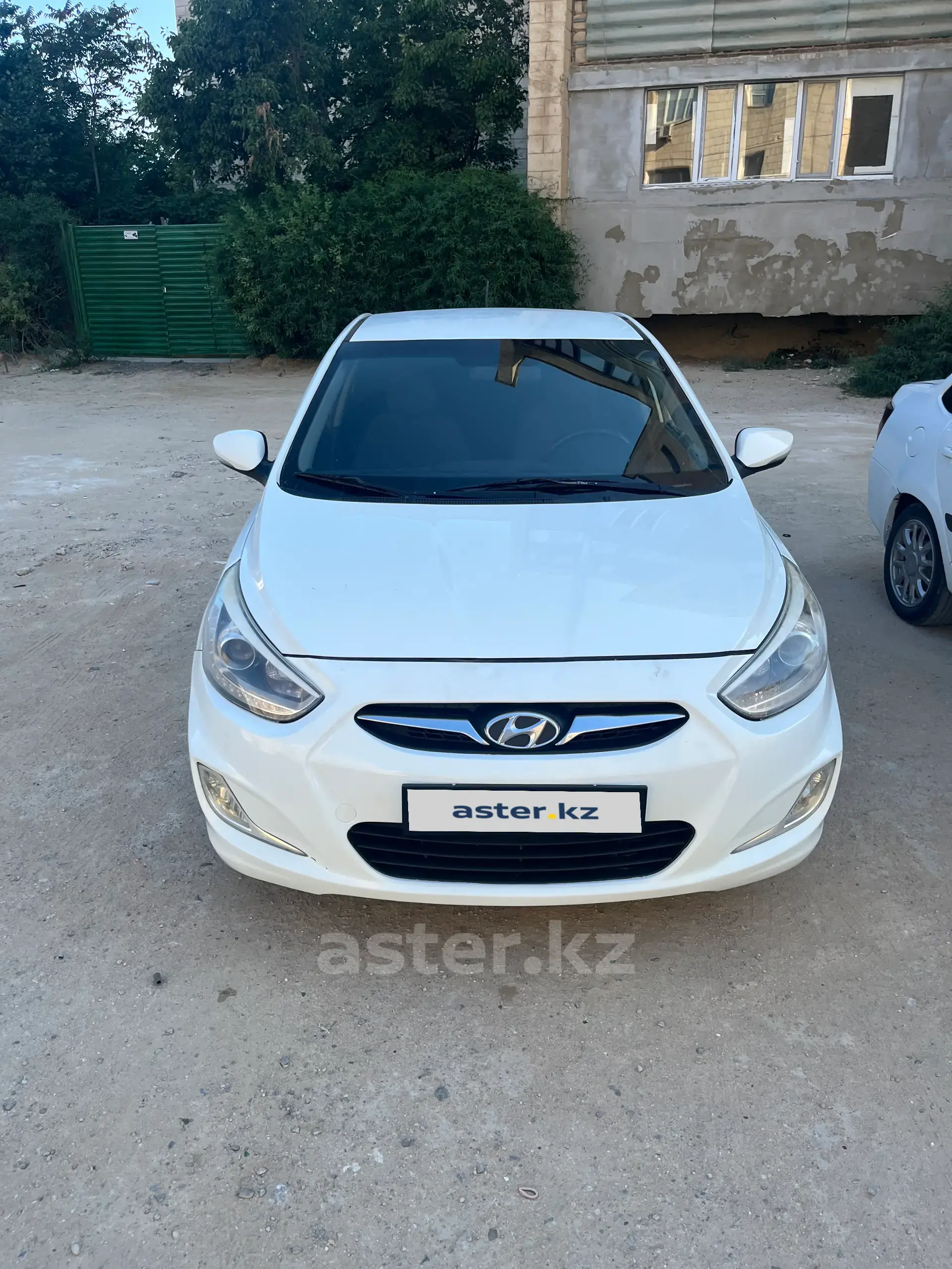 Hyundai Accent 2013