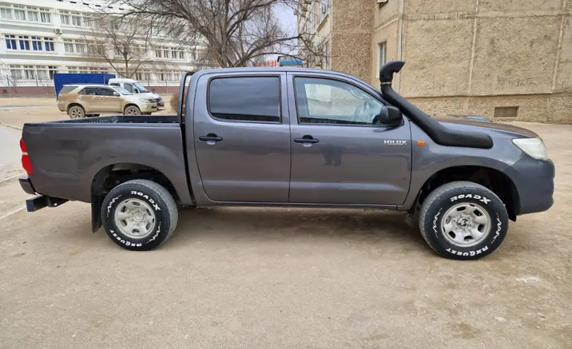 Toyota Hilux 2015 года за 10 000 000 тг. в Мангистауская область