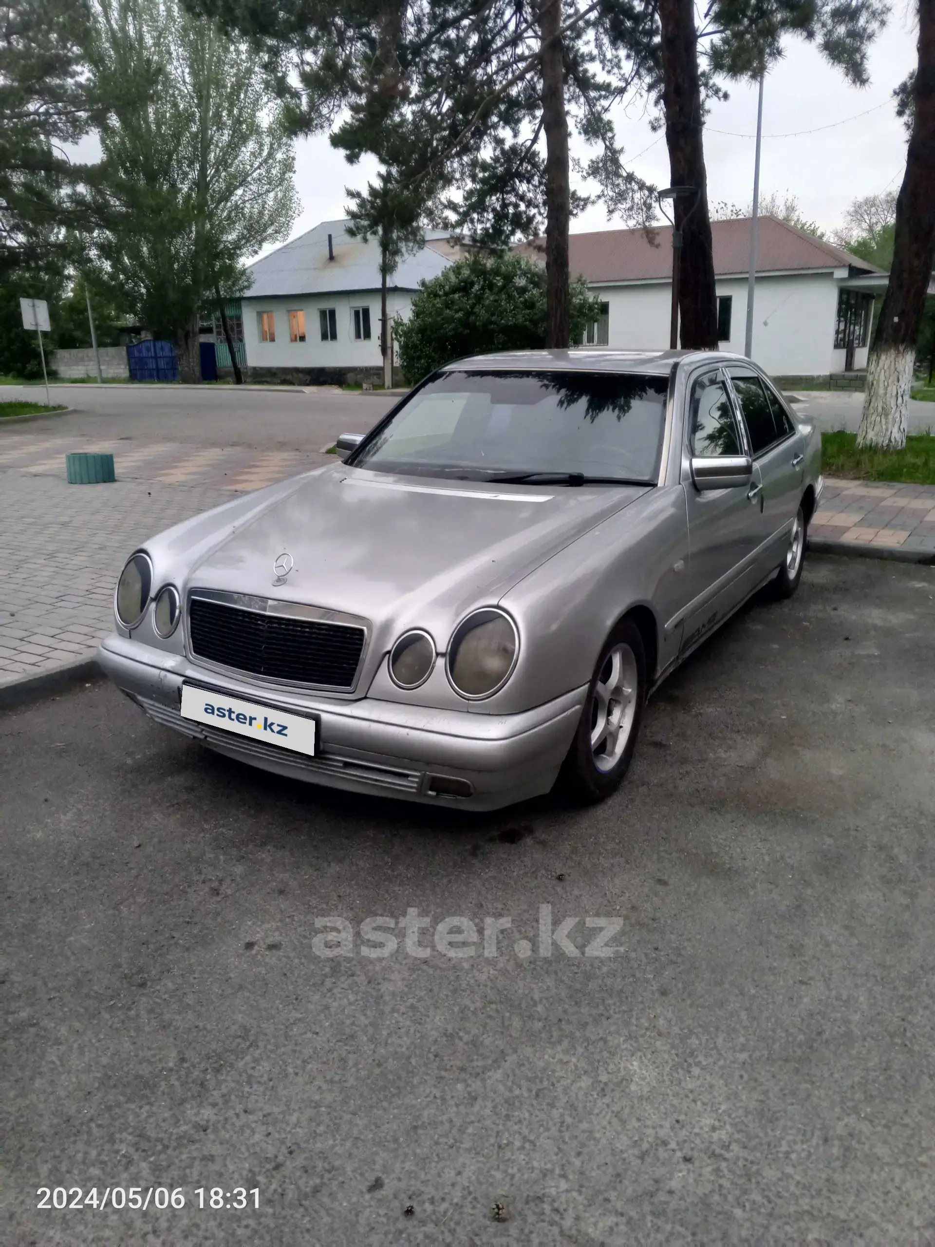 Mercedes-Benz E-Класс 1996