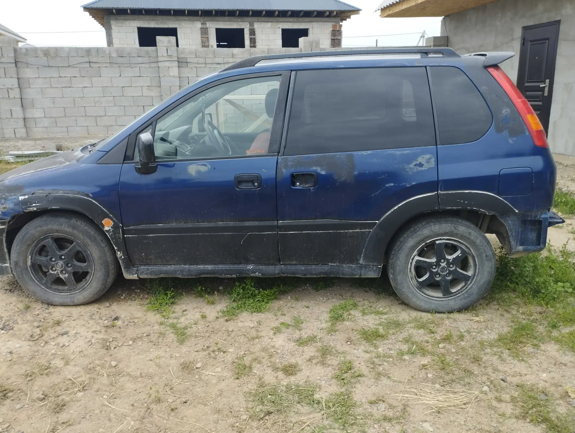 Mitsubishi RVR 1998