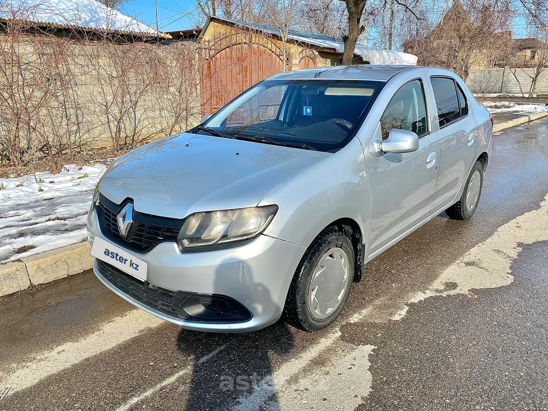 Renault Logan 2015