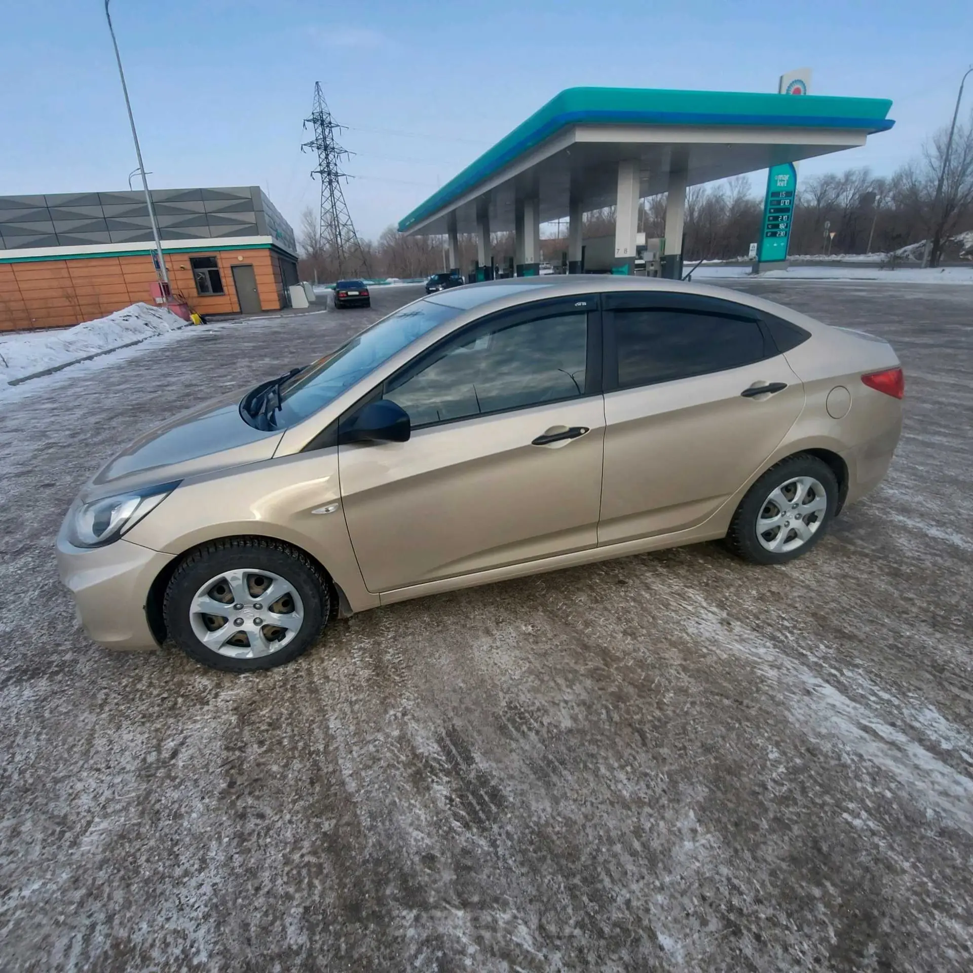 Hyundai Accent 2014