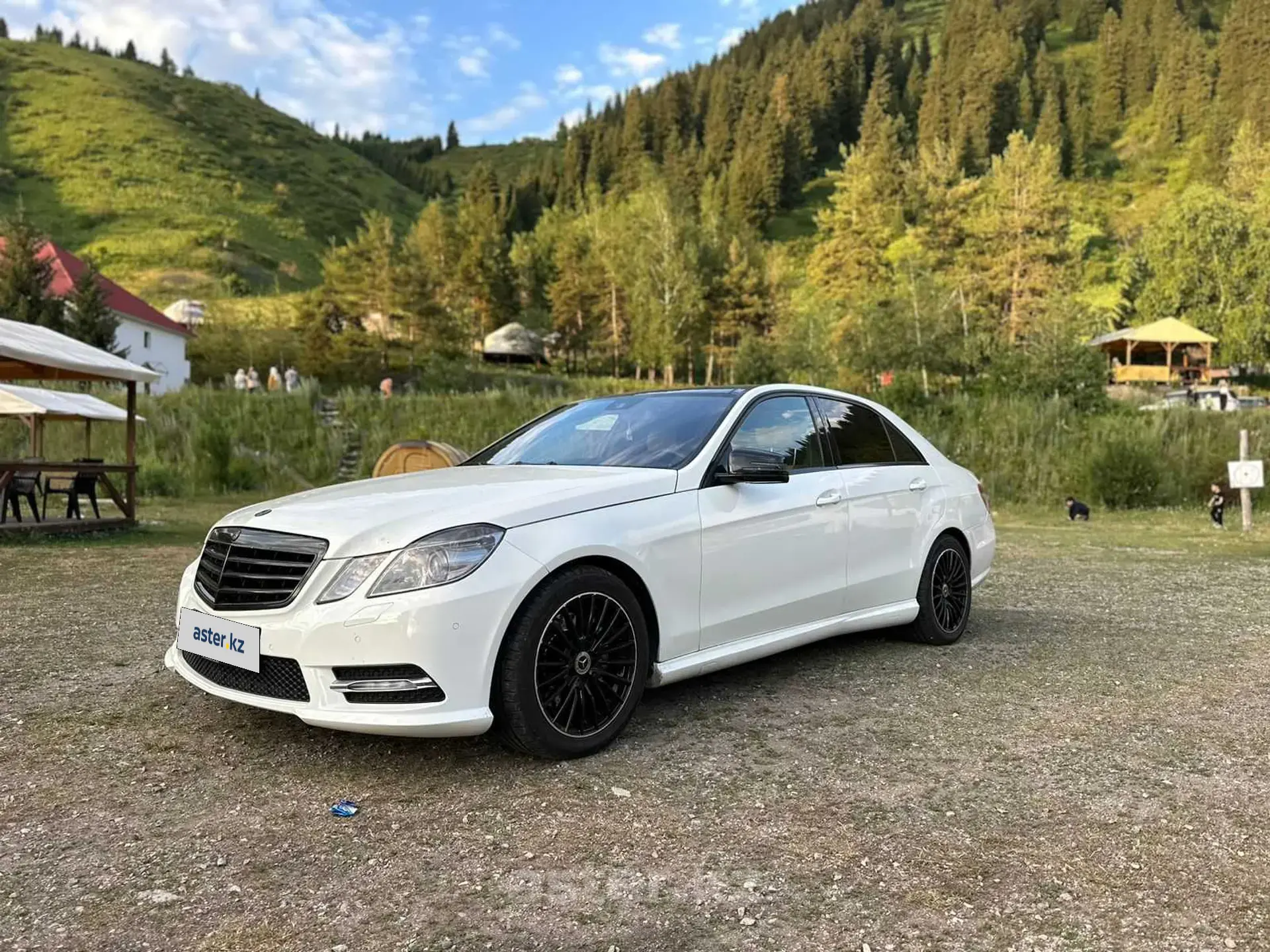 Mercedes-Benz E-Класс 2010