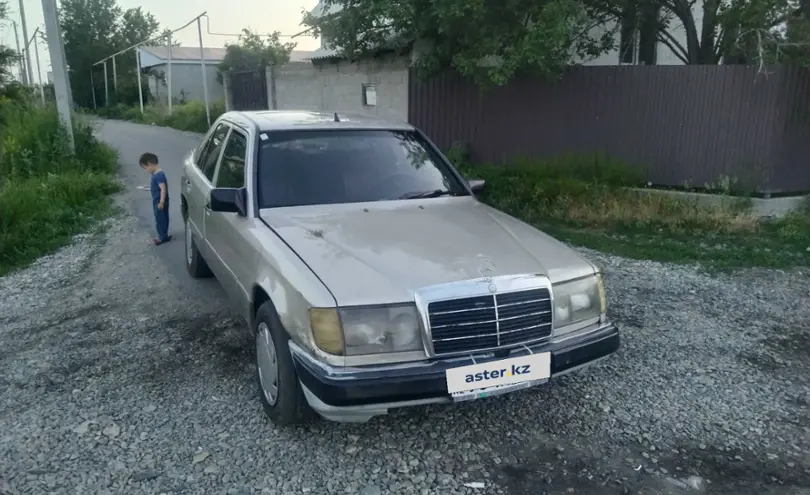 Mercedes-Benz W124 1990 года за 1 000 000 тг. в Талдыкорган