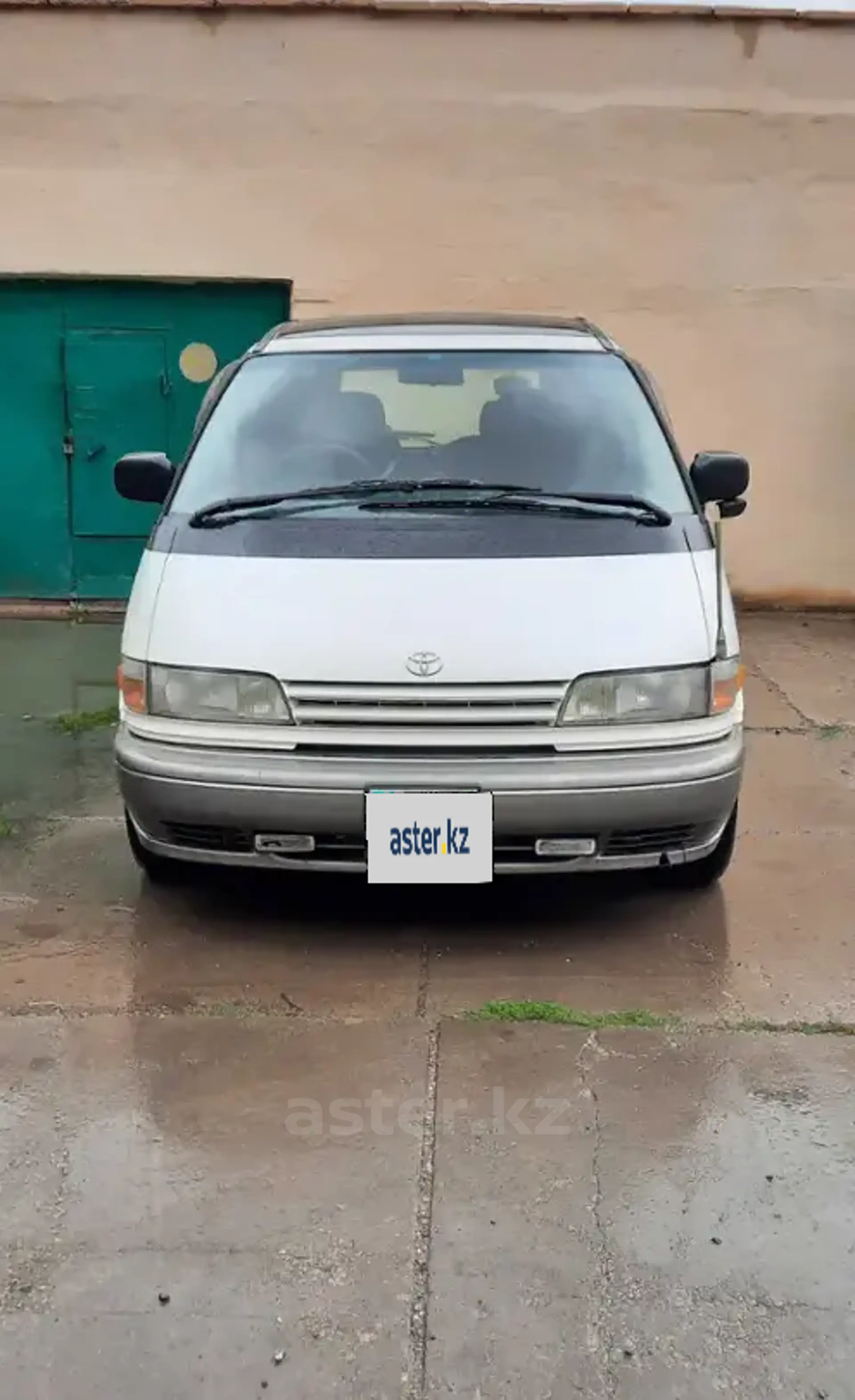 Toyota Estima 1997