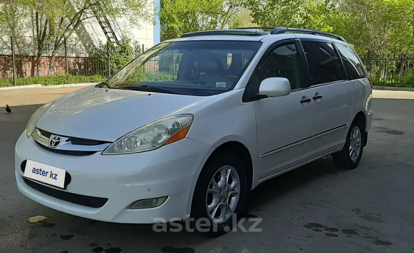 Toyota Sienna 2006 года за 9 750 000 тг. в Астана