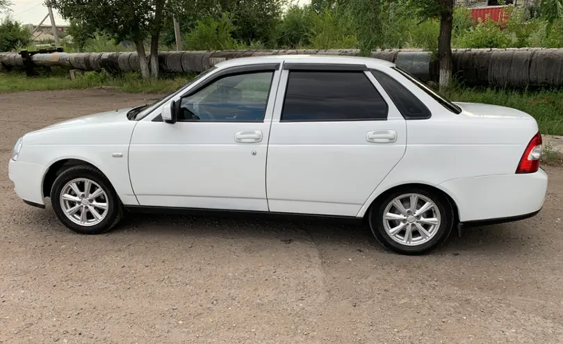 LADA (ВАЗ) Priora 2014 года за 3 000 000 тг. в Экибастуз