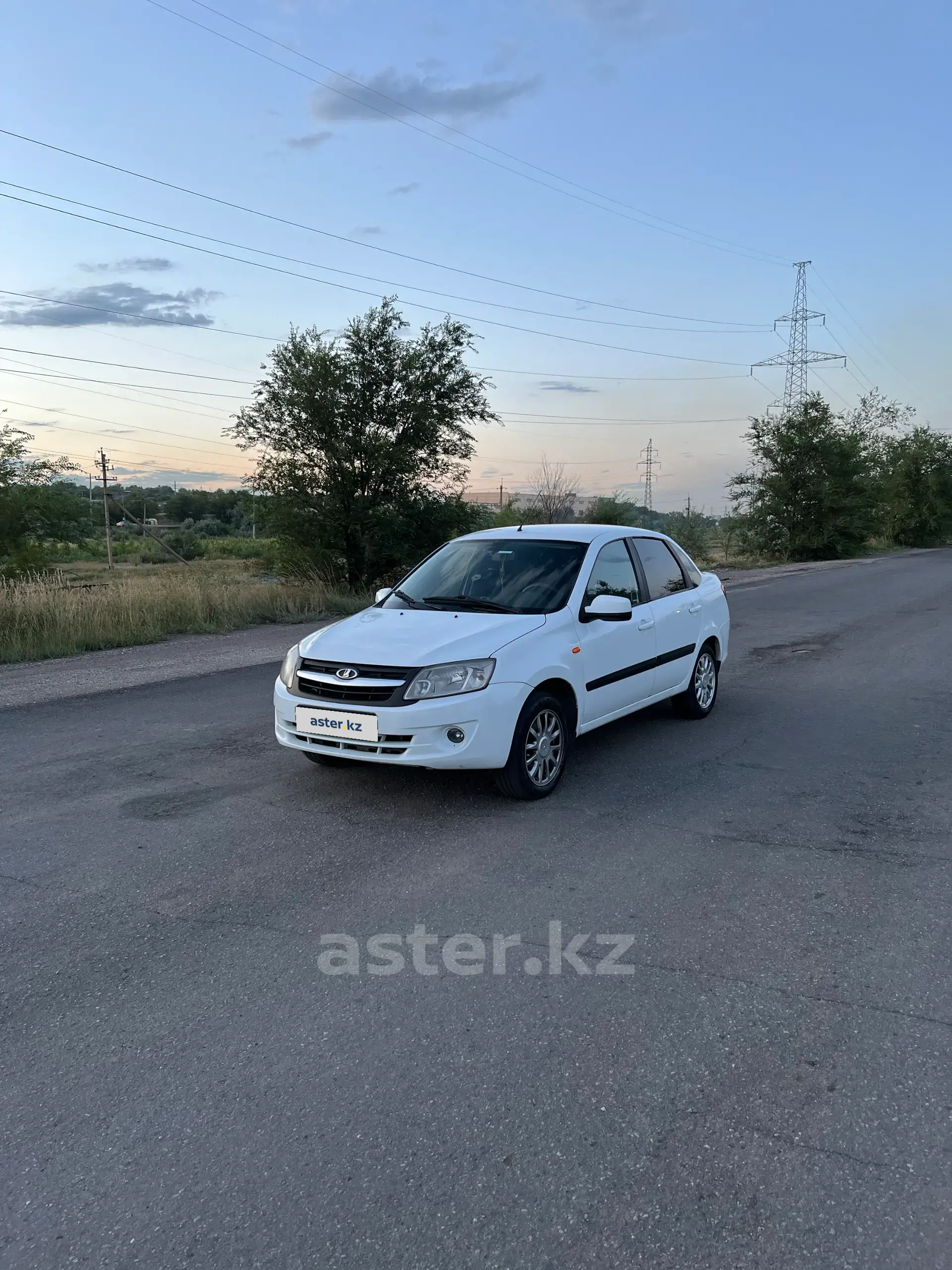 LADA (ВАЗ) Granta 2013