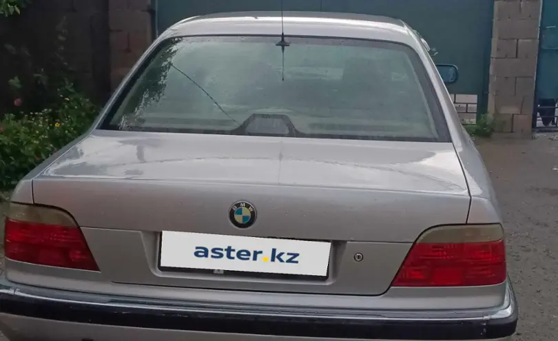 BMW 7 серии 1995 года за 2 500 000 тг. в Алматы