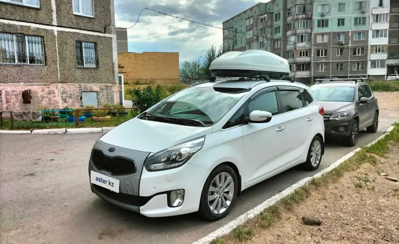 Kia Carens 2013 года за 8 200 000 тг. в Астана