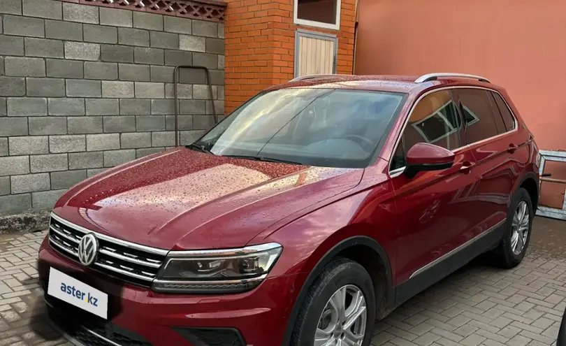 Volkswagen Tiguan 2019 года за 12 000 000 тг. в Астана