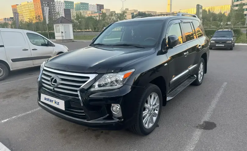 Lexus LX 2011 года за 19 000 000 тг. в Астана