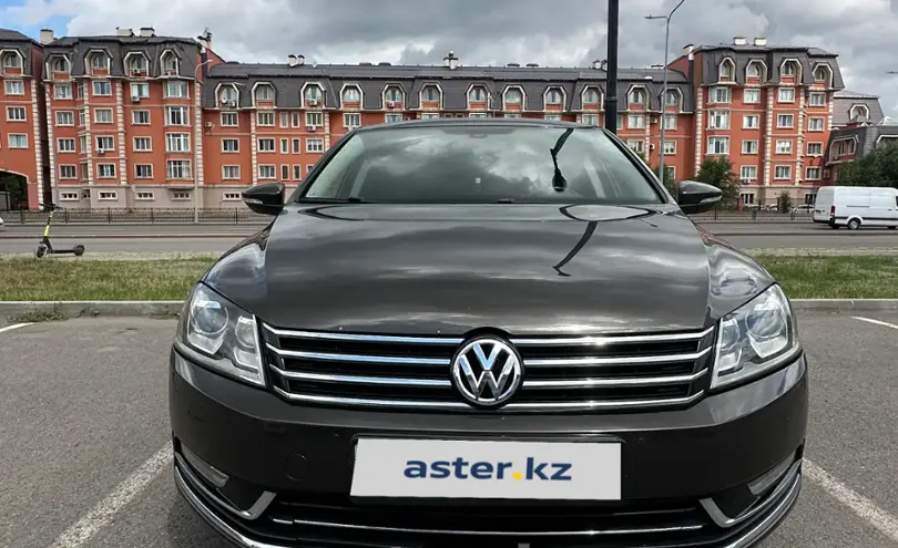 Volkswagen Passat 2014 года за 6 800 000 тг. в Астана