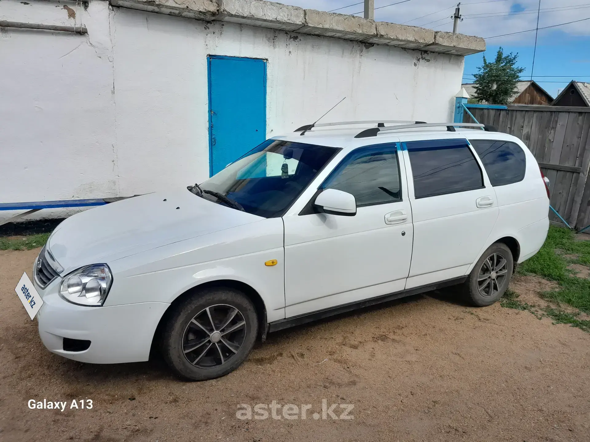 LADA (ВАЗ) Priora 2012