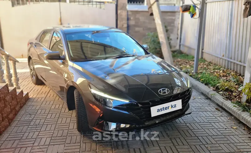 Hyundai Elantra 2022 года за 10 500 000 тг. в Алматы