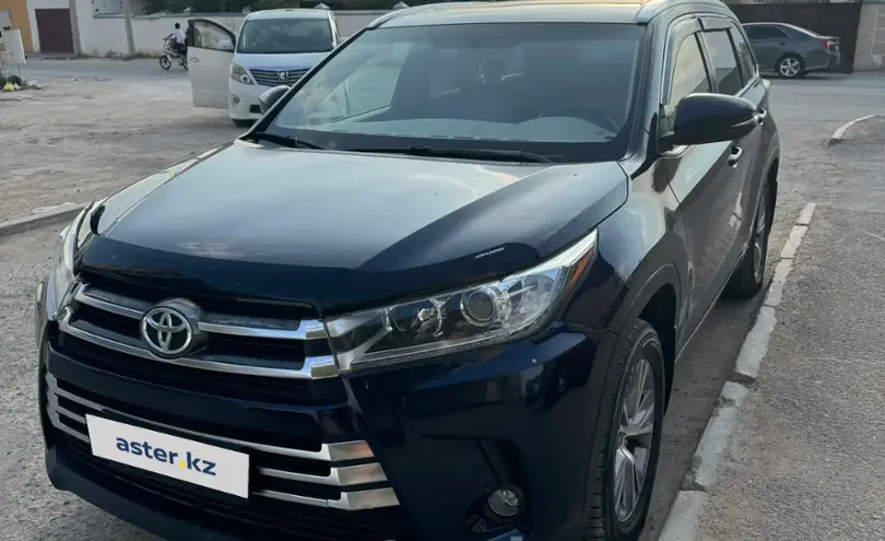 Toyota Highlander 2015 года за 15 000 000 тг. в Мангистауская область