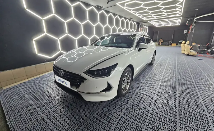 Hyundai Sonata 2021 года за 12 300 000 тг. в Алматы