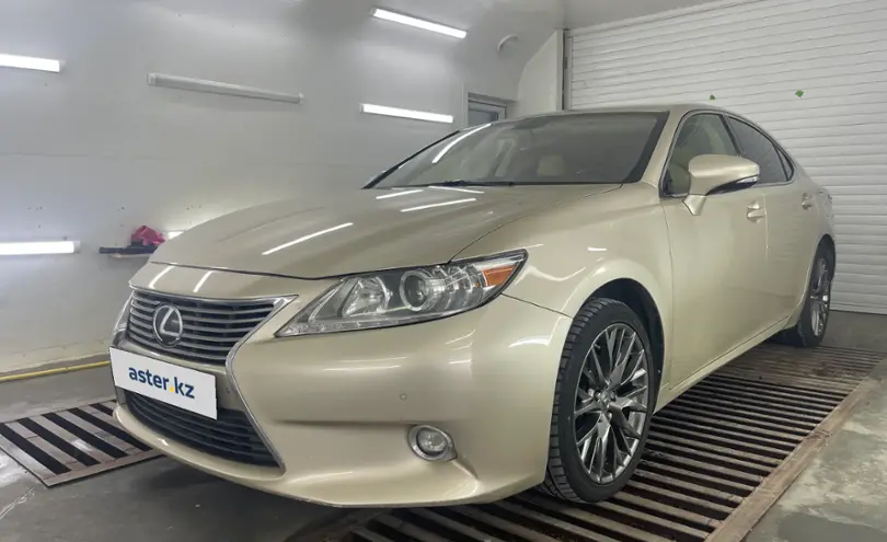 Lexus ES 2013 года за 13 000 000 тг. в Астана