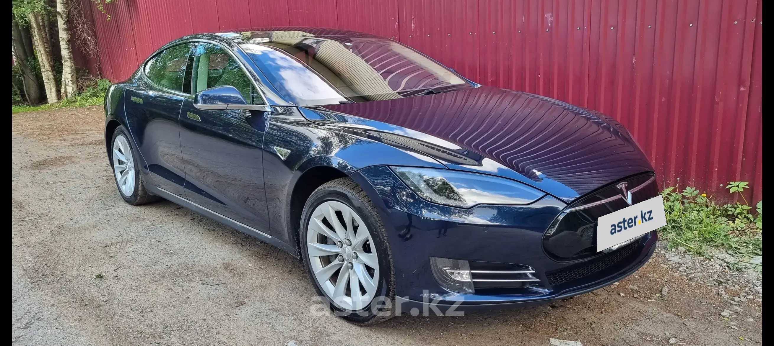 Tesla Model S 2013