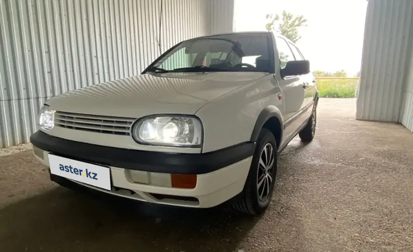 Volkswagen Golf 1993 года за 1 650 000 тг. в Алматы