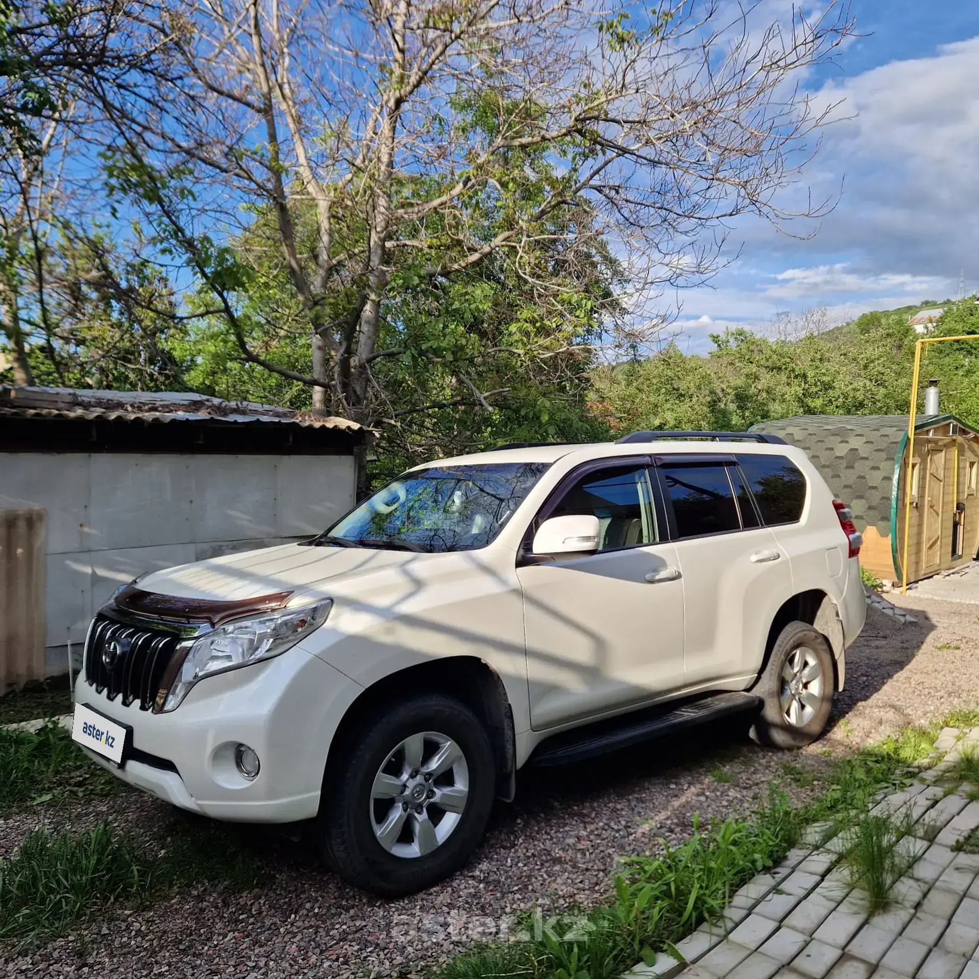 Toyota Land Cruiser Prado 2014