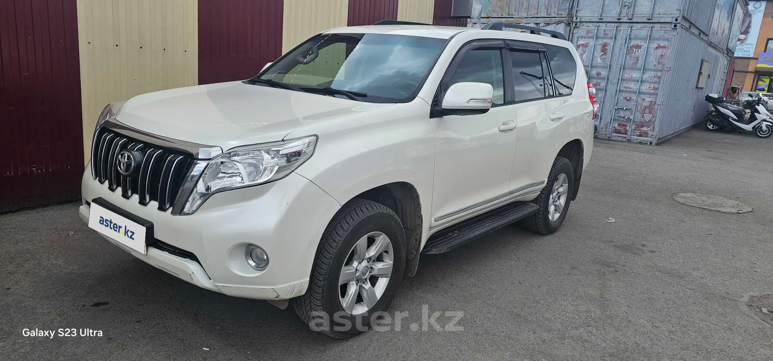 Toyota Land Cruiser Prado 2014