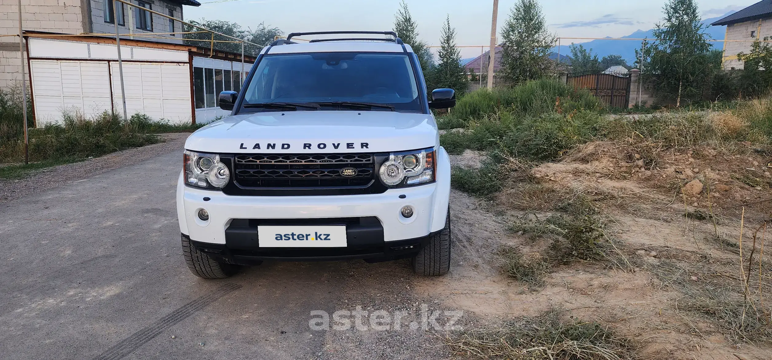 Land Rover Discovery 2013