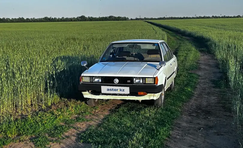 Toyota Carina 1983 года за 1 500 000 тг. в Костанай