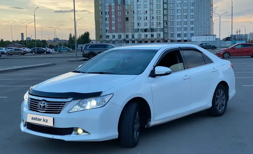 Toyota Camry 2013 года за 9 100 000 тг. в Астана