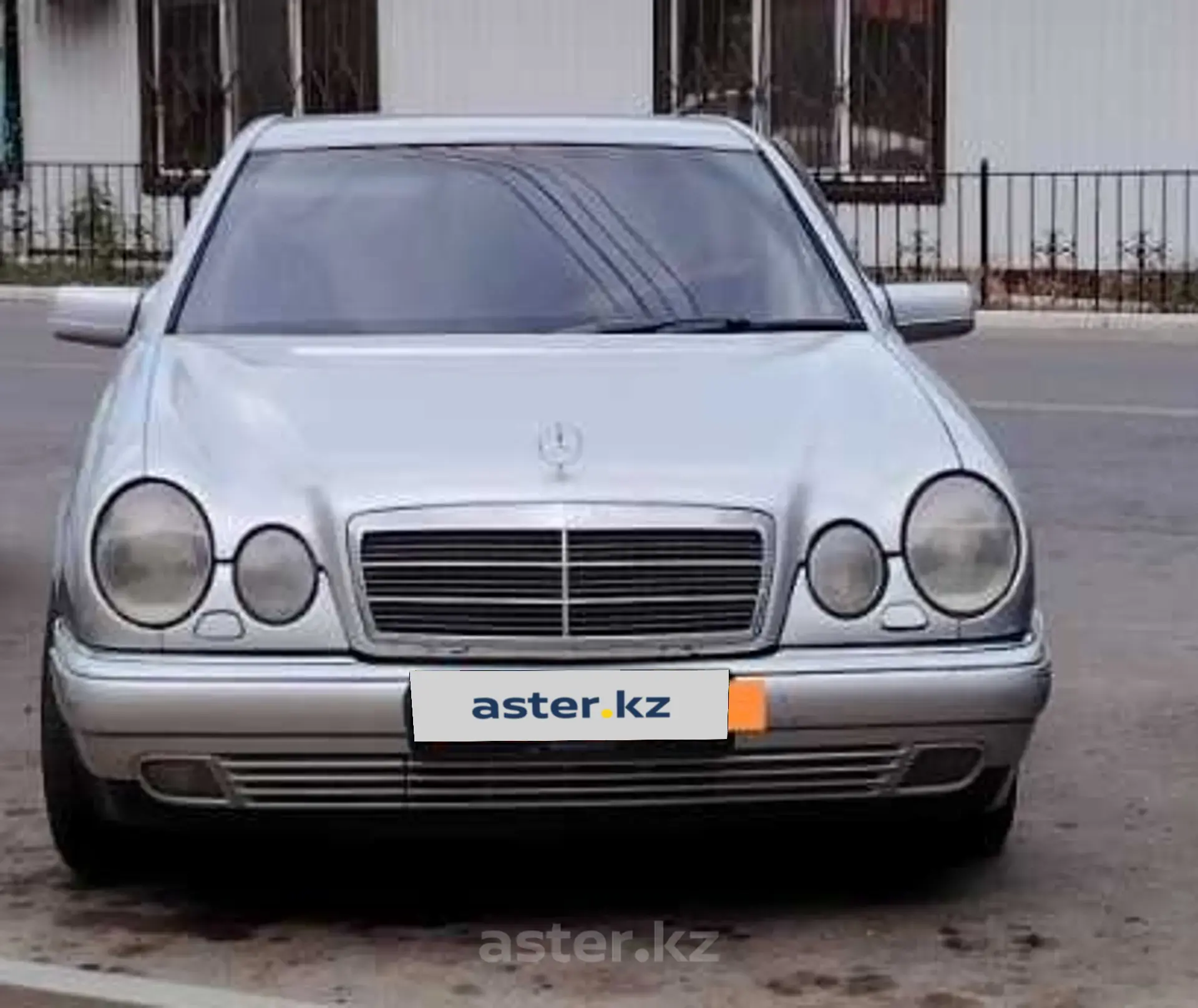 Mercedes-Benz E-Класс 1998