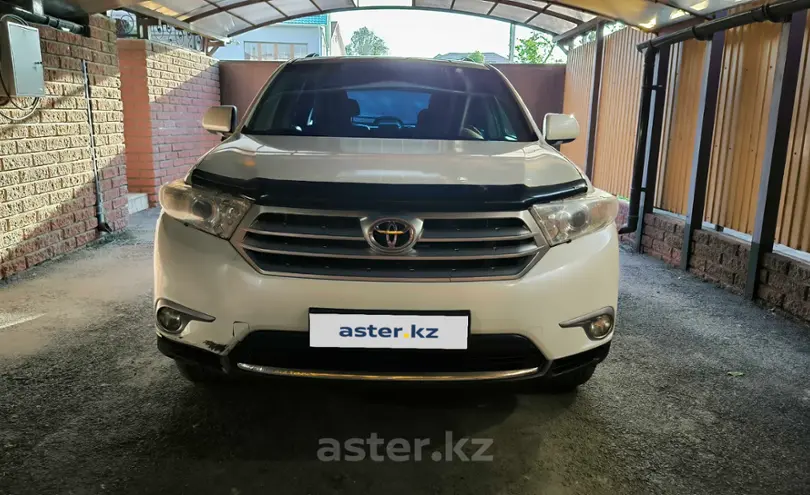 Toyota Highlander 2010 года за 13 000 000 тг. в Алматы