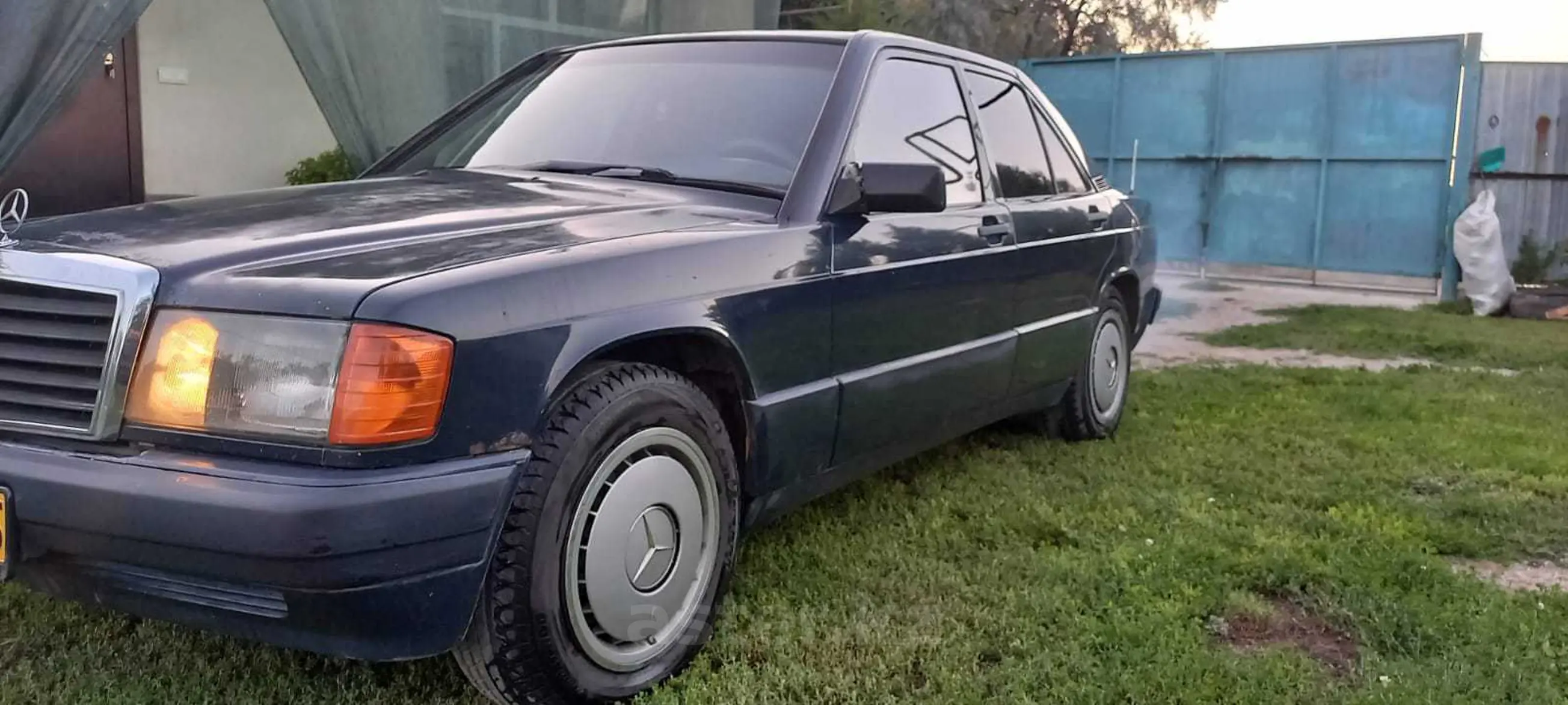 Mercedes-Benz 190 (W201) 1990