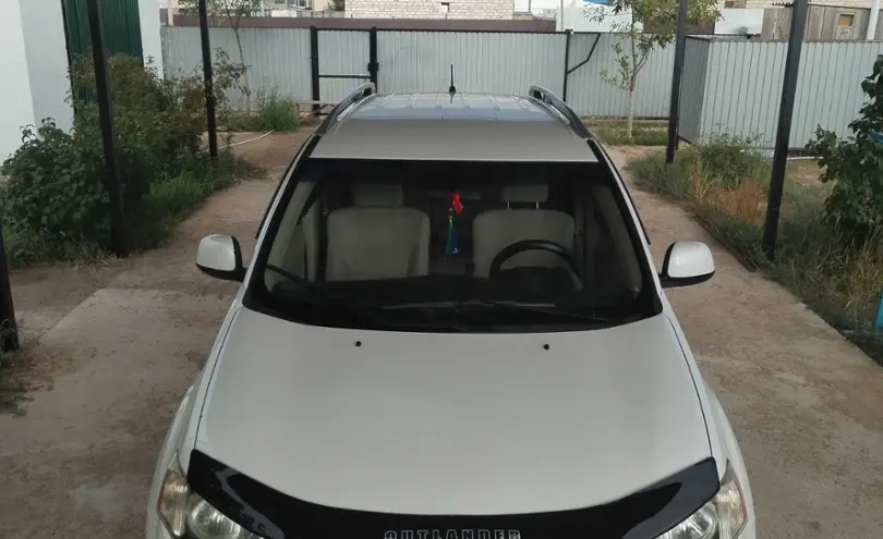 Mitsubishi Outlander 2007 года за 6 100 000 тг. в Атырауская область