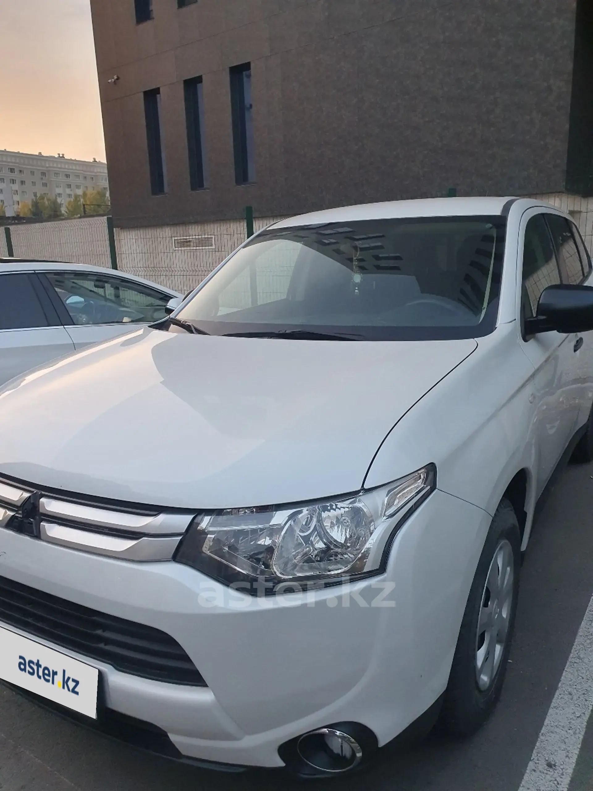 Mitsubishi Outlander 2014