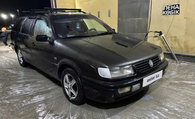 Volkswagen Passat 1994 года за 1 500 000 тг. в Семей