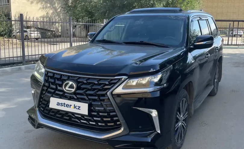 Lexus LX 2016 года за 38 500 000 тг. в Астана