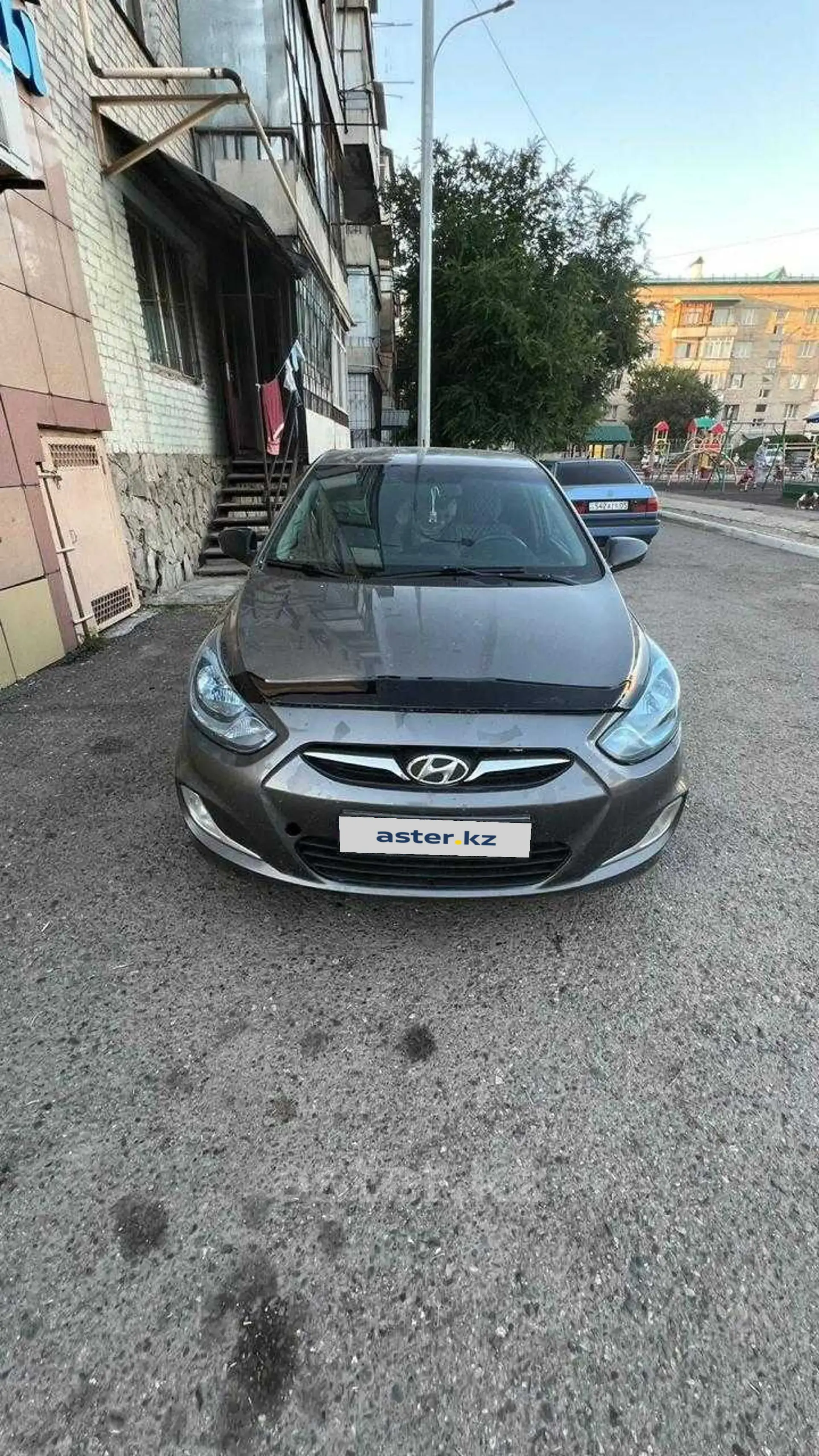 Hyundai Accent 2013