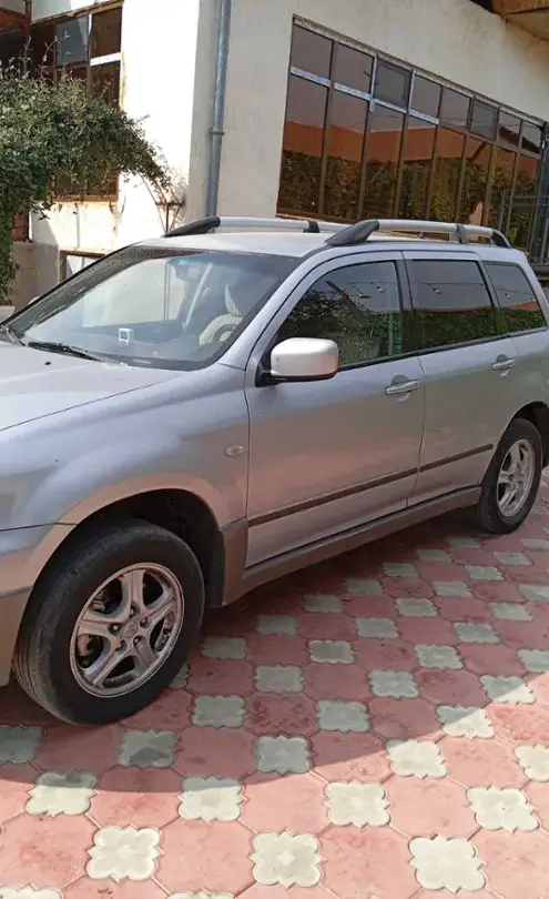 Mitsubishi Outlander 2003