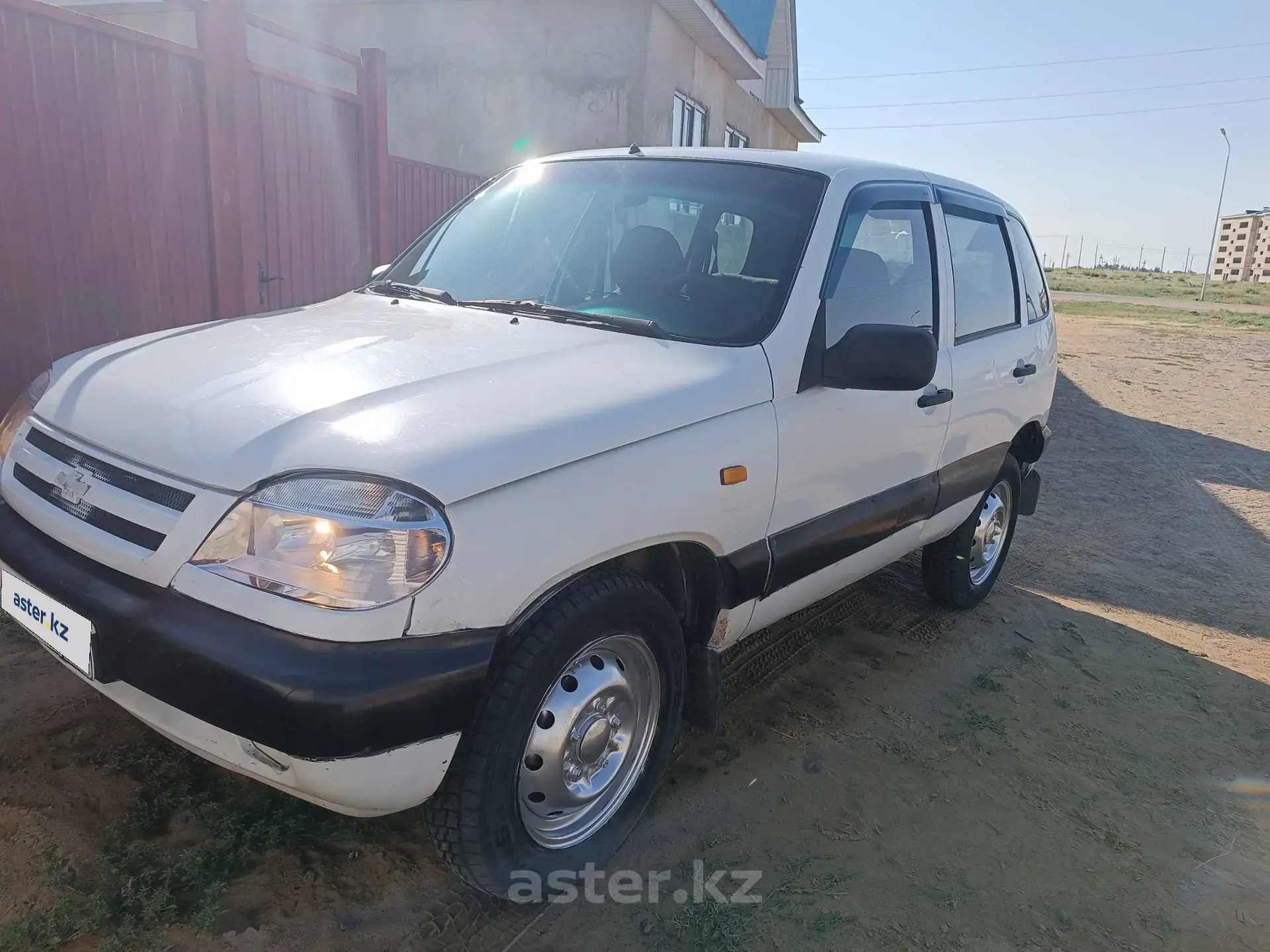 Chevrolet Niva 2004