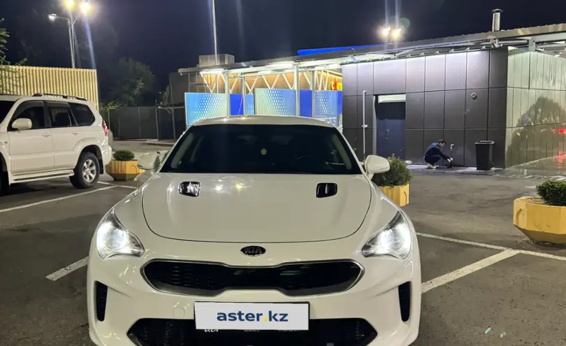 Kia Stinger 2020 года за 12 200 000 тг. в Алматы