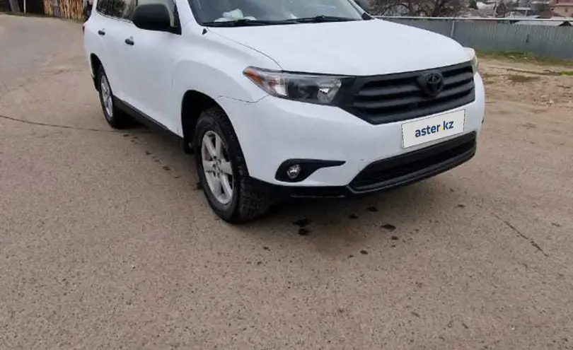 Toyota Highlander 2012 года за 12 500 000 тг. в Алматы