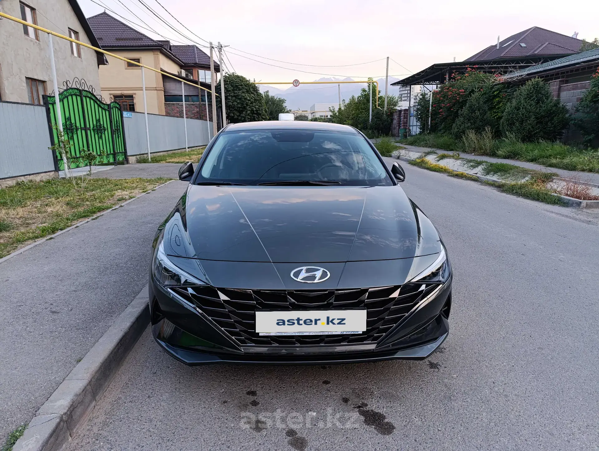 Hyundai Elantra 2023