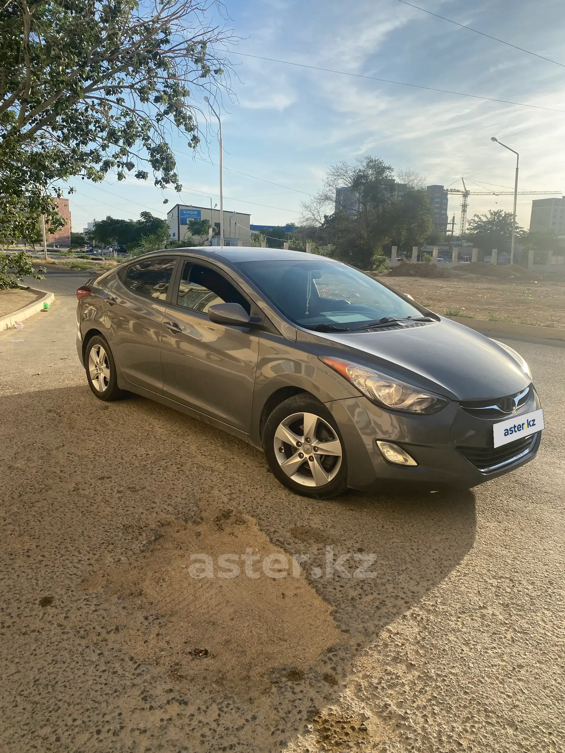 Hyundai Elantra 2013