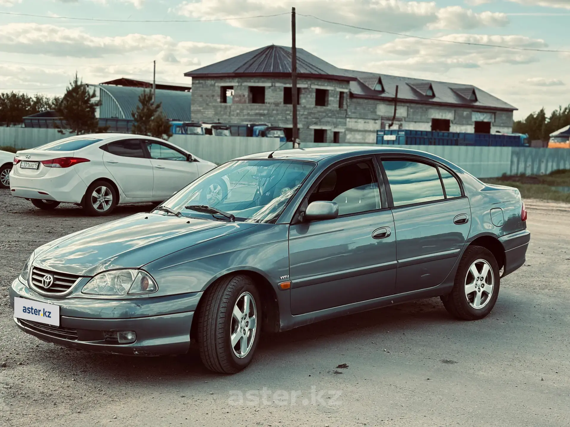 Toyota Avensis 2001