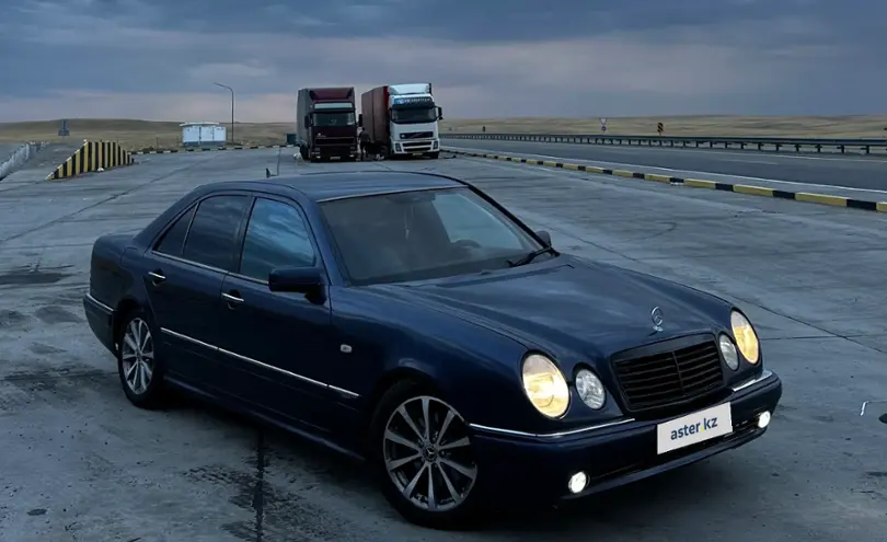 Mercedes-Benz E-Класс 1997 года за 2 800 000 тг. в Алматы