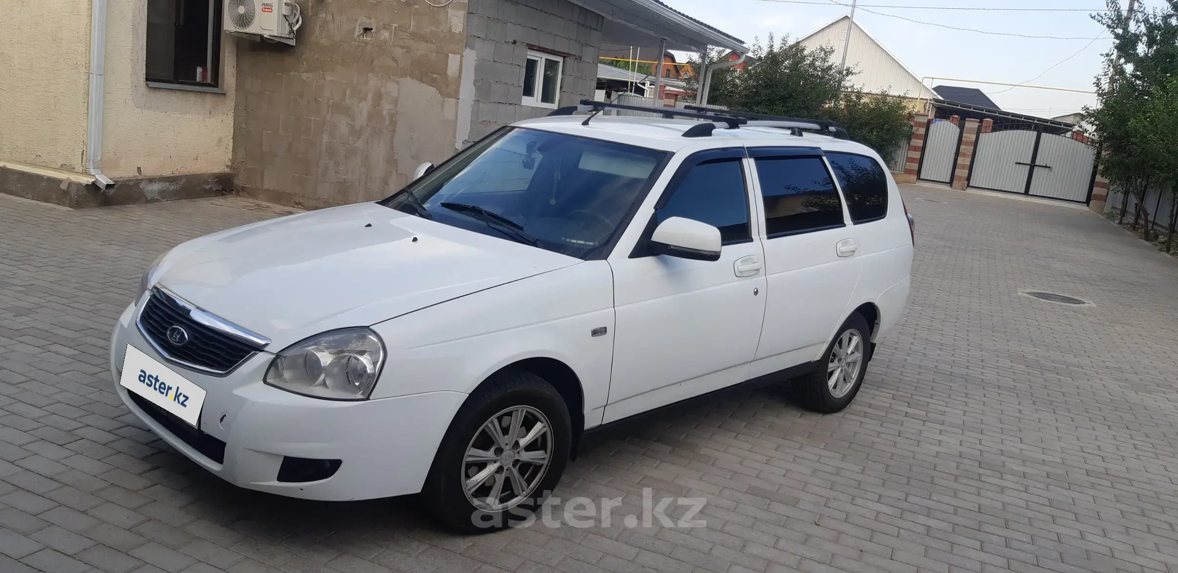 LADA (ВАЗ) Priora 2015