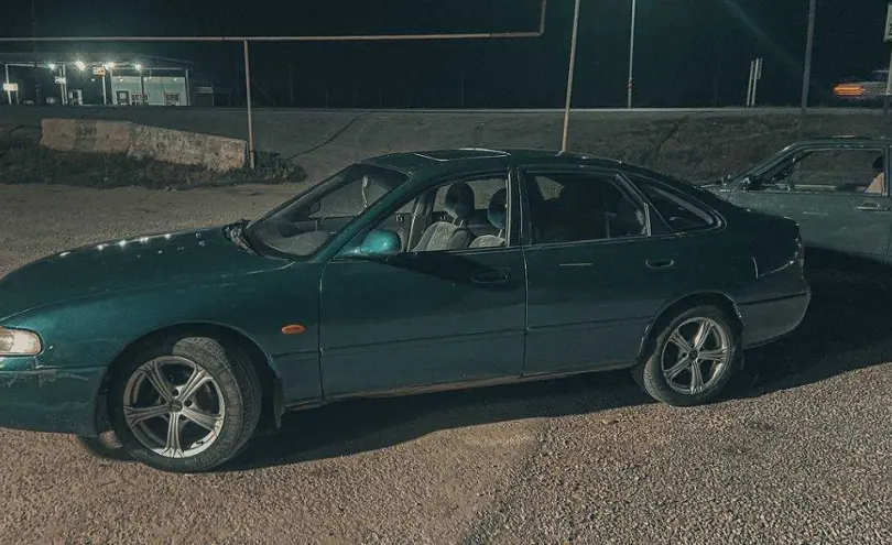 Mazda Cronos 1993 года за 800 000 тг. в Жамбылская область